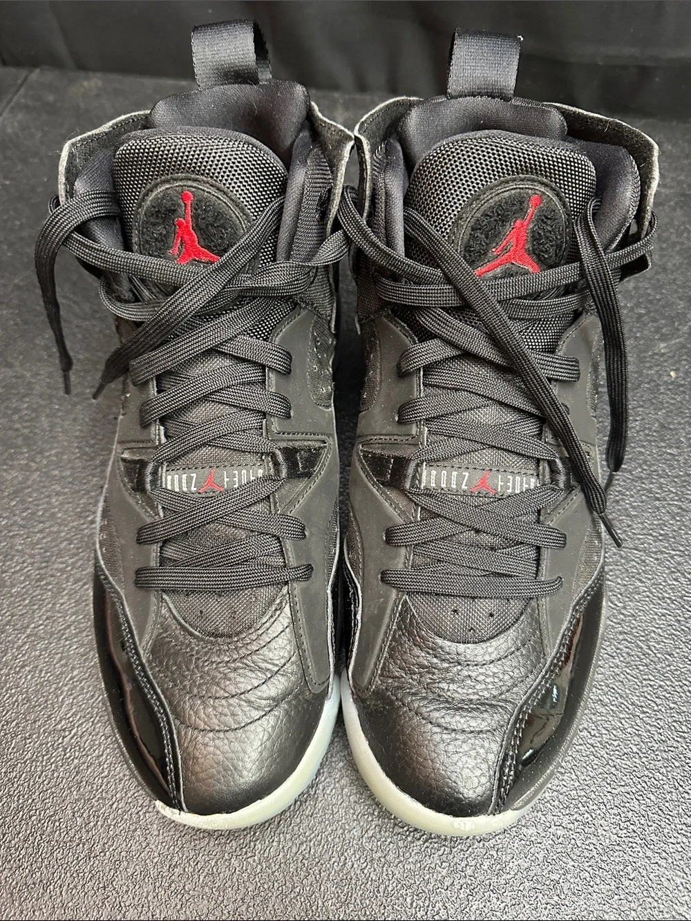 Jordan Black and Red Shoe Interior with Size 8.5 Mens